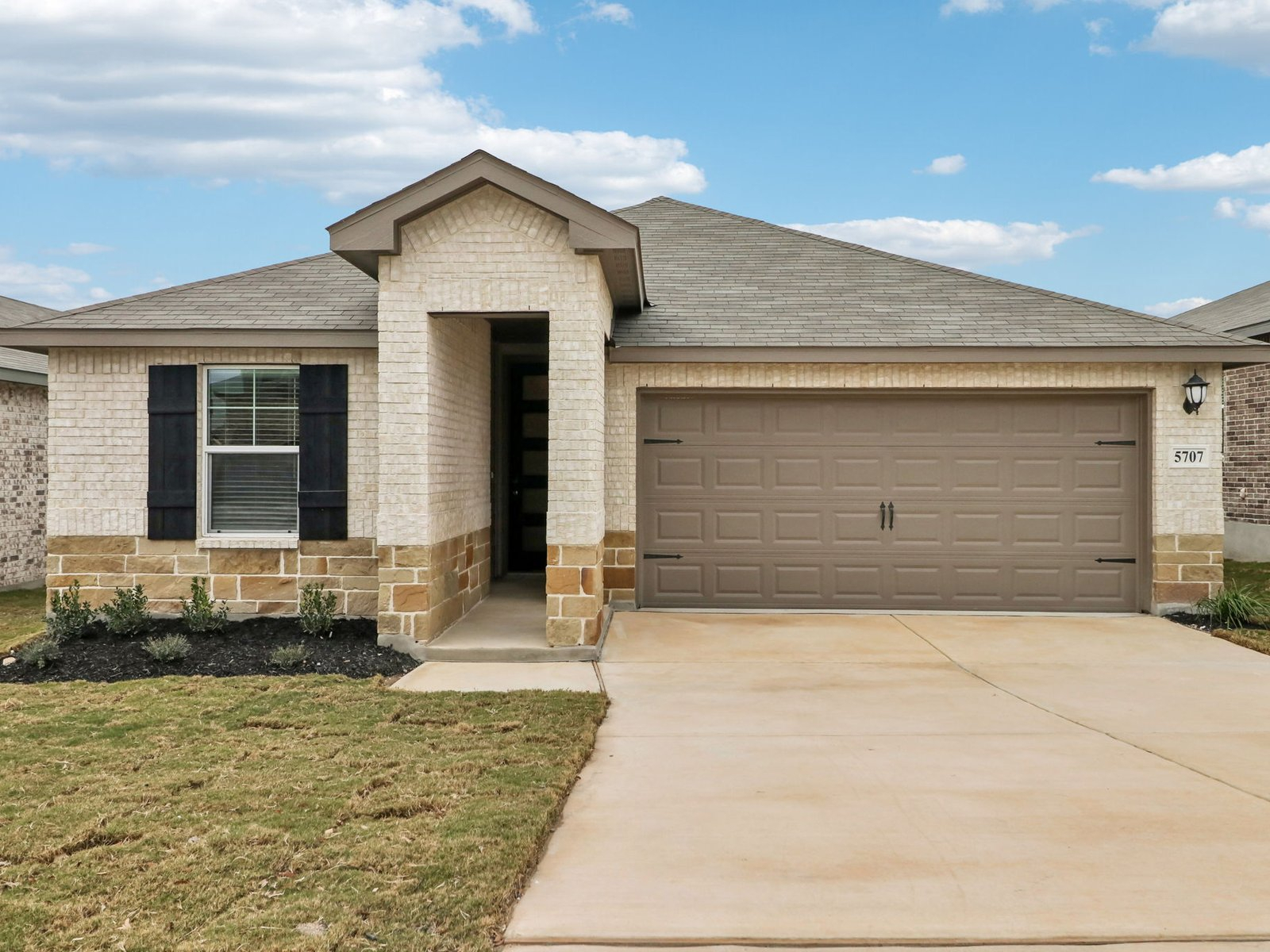 A Quick Move-in Hughes (841) Floorplan