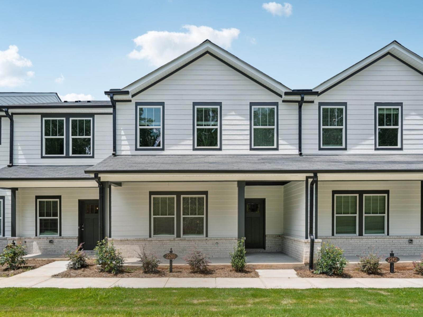 A Quick Move-in Lancaster Interior Unit Floorplan