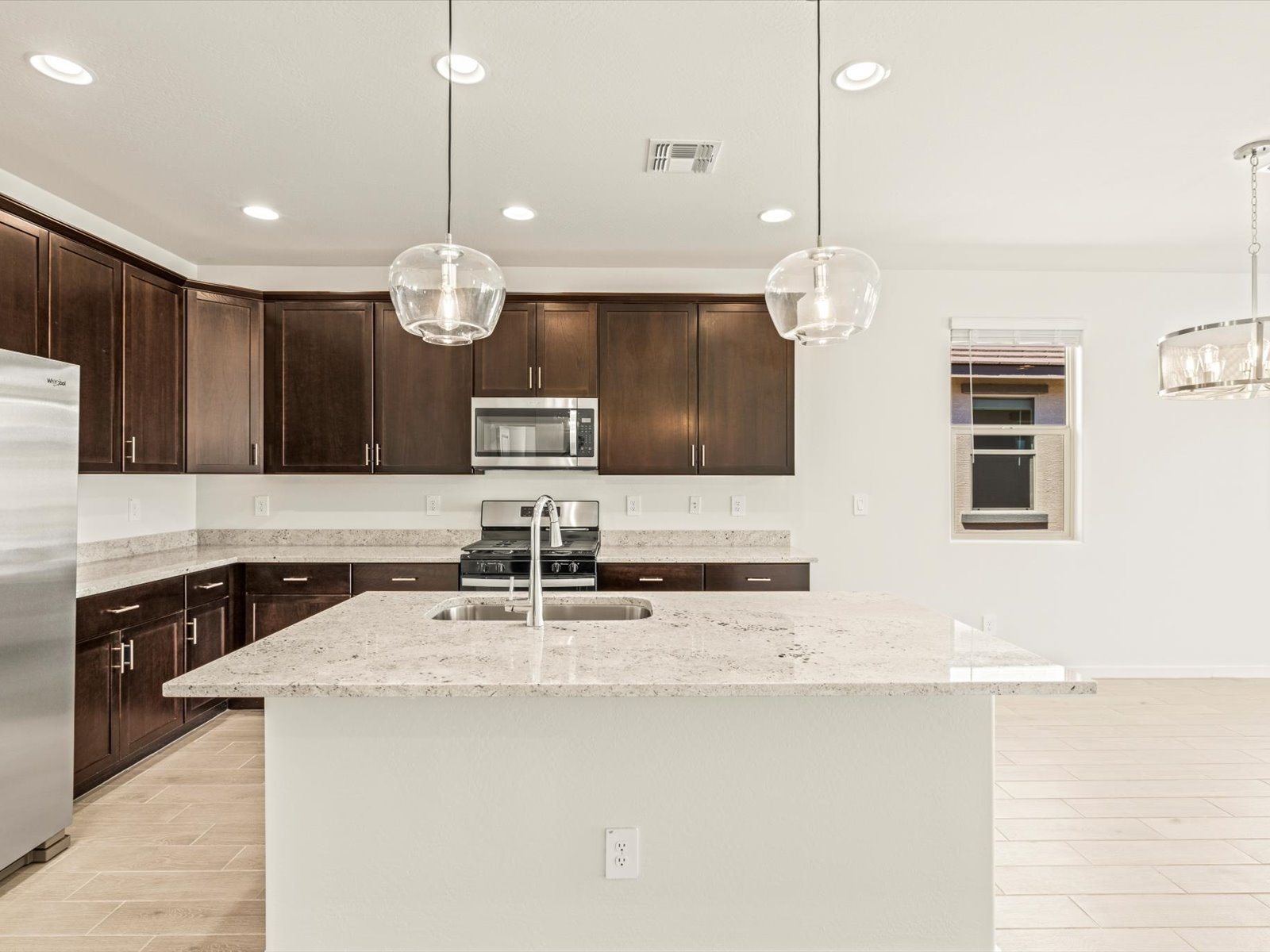 A Quick Move-in Mercury Floorplan