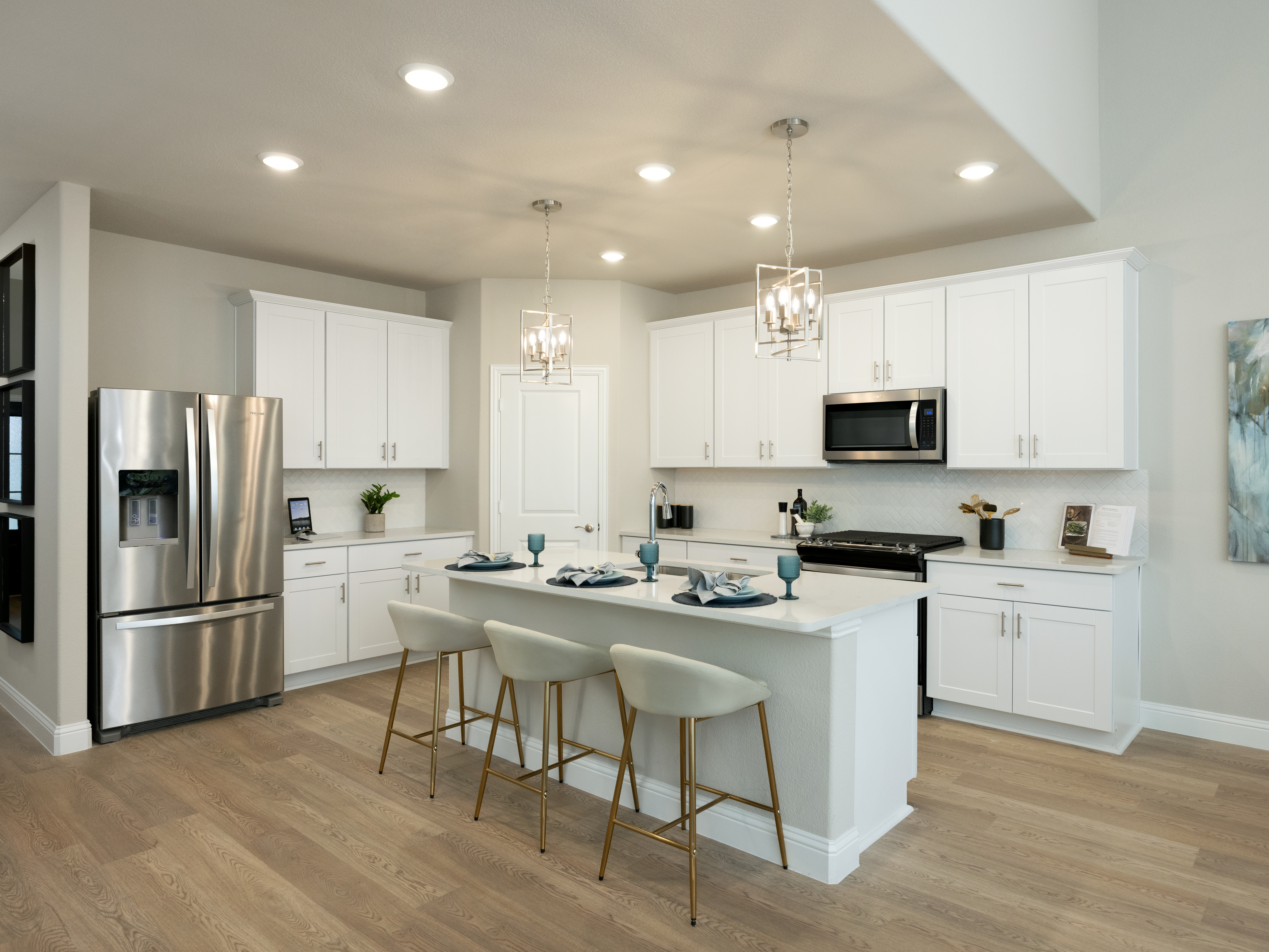 The Kessler at 2524 Nicole Drive, Denton, Texas: photo 2