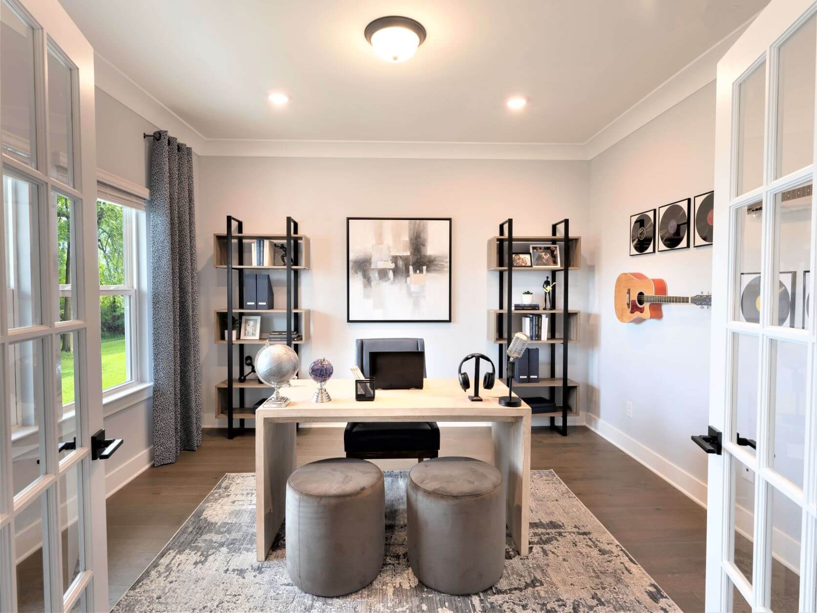 The Sherwood is a stunning 2-story floorplan featuring 4 bedrooms.