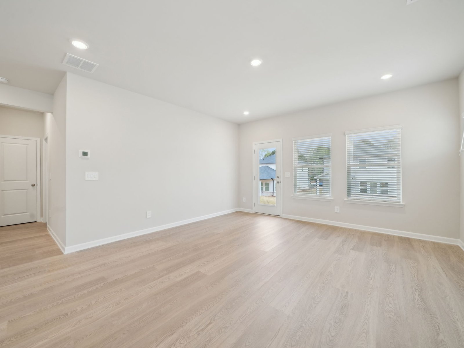 The Paisley floorplan with the Lush 1 interior packge.
