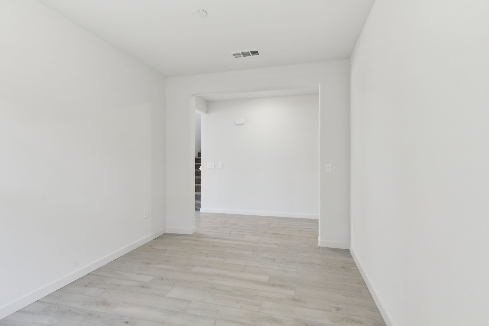 Welcome to 1295 Revere Loop in Monument of Liberty Ranch in Galt, CA.
