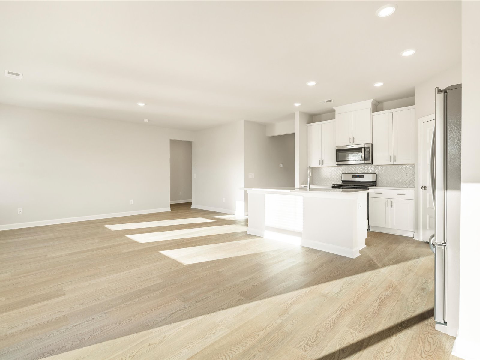 Welcome to the Chatham floorplan at Brayfield Manor. 
