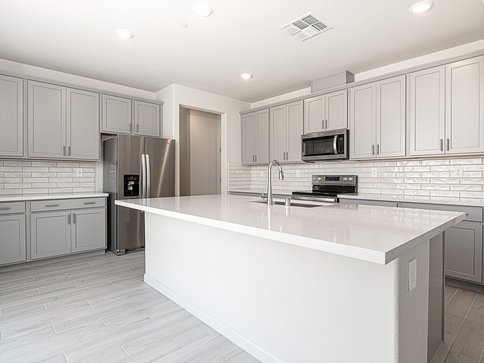 Spacious, chef-inspired kitchen